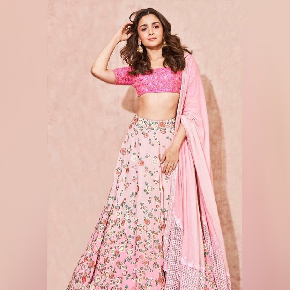 alia bhatt in pink lehenga